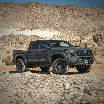 Camburg 22'-26' LX600 / 24'-26' GX550 / 26' 4Runner / 24'-26' Land Cruiser / 24'-26' Tacoma KINETIK Series Blue Uniball Upper Control Arm Kit